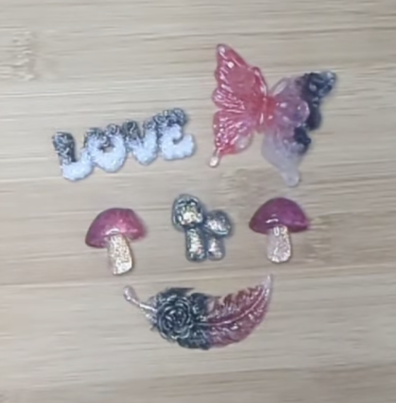 Resin Flatback Sets -Sweet Woods