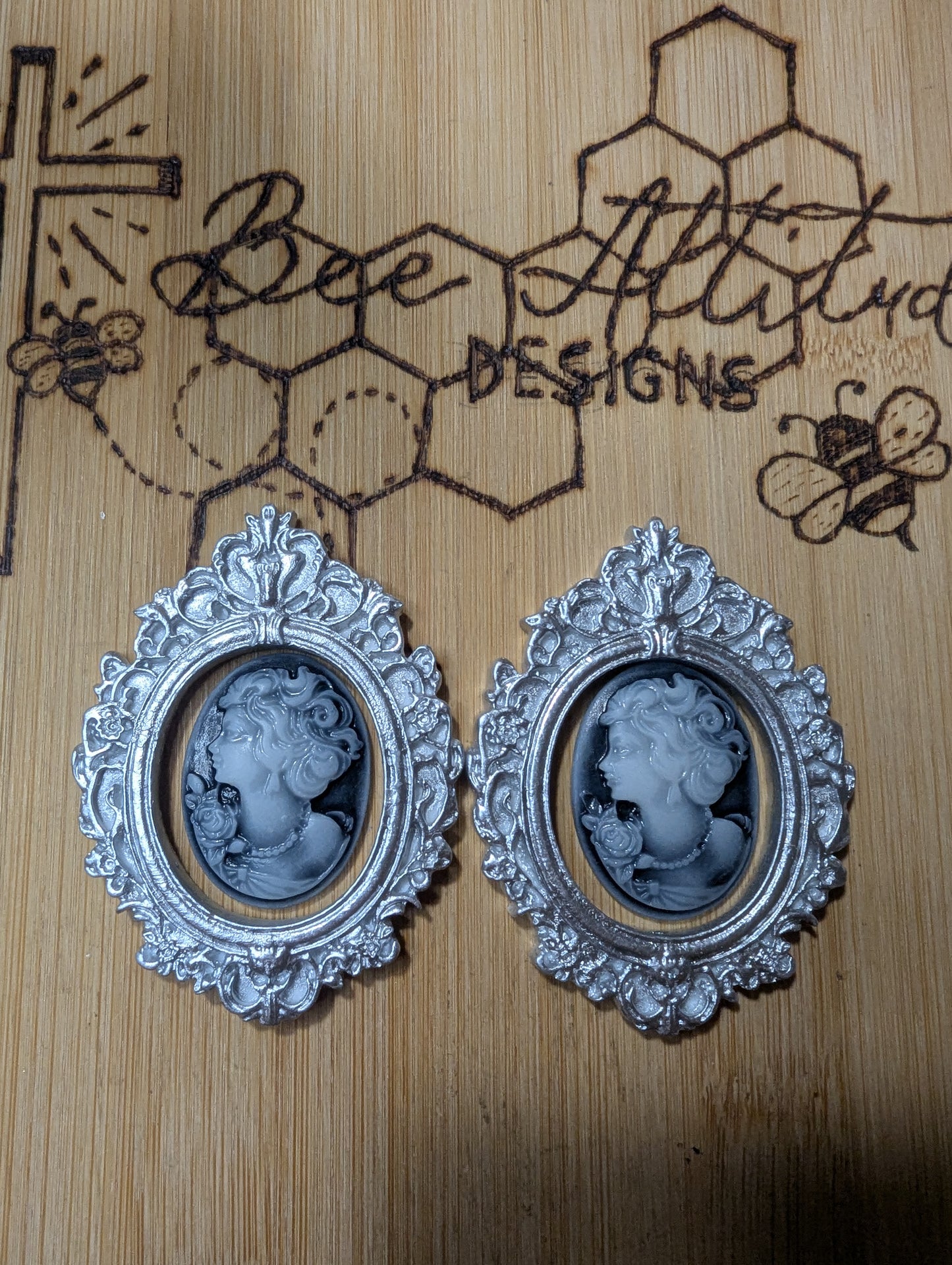 Cameo Set - Blue Acrylic