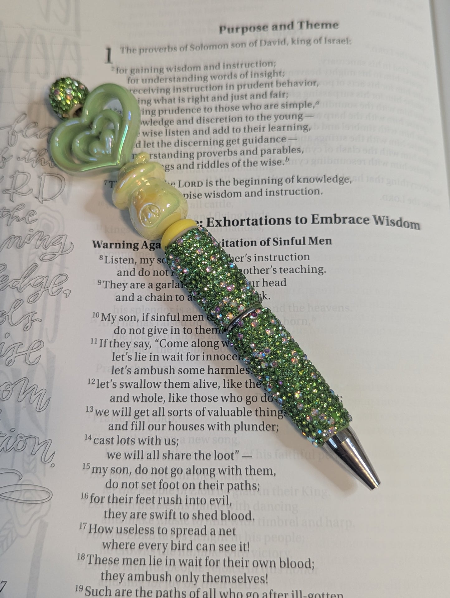 Rhinestone Pen - Green Heart