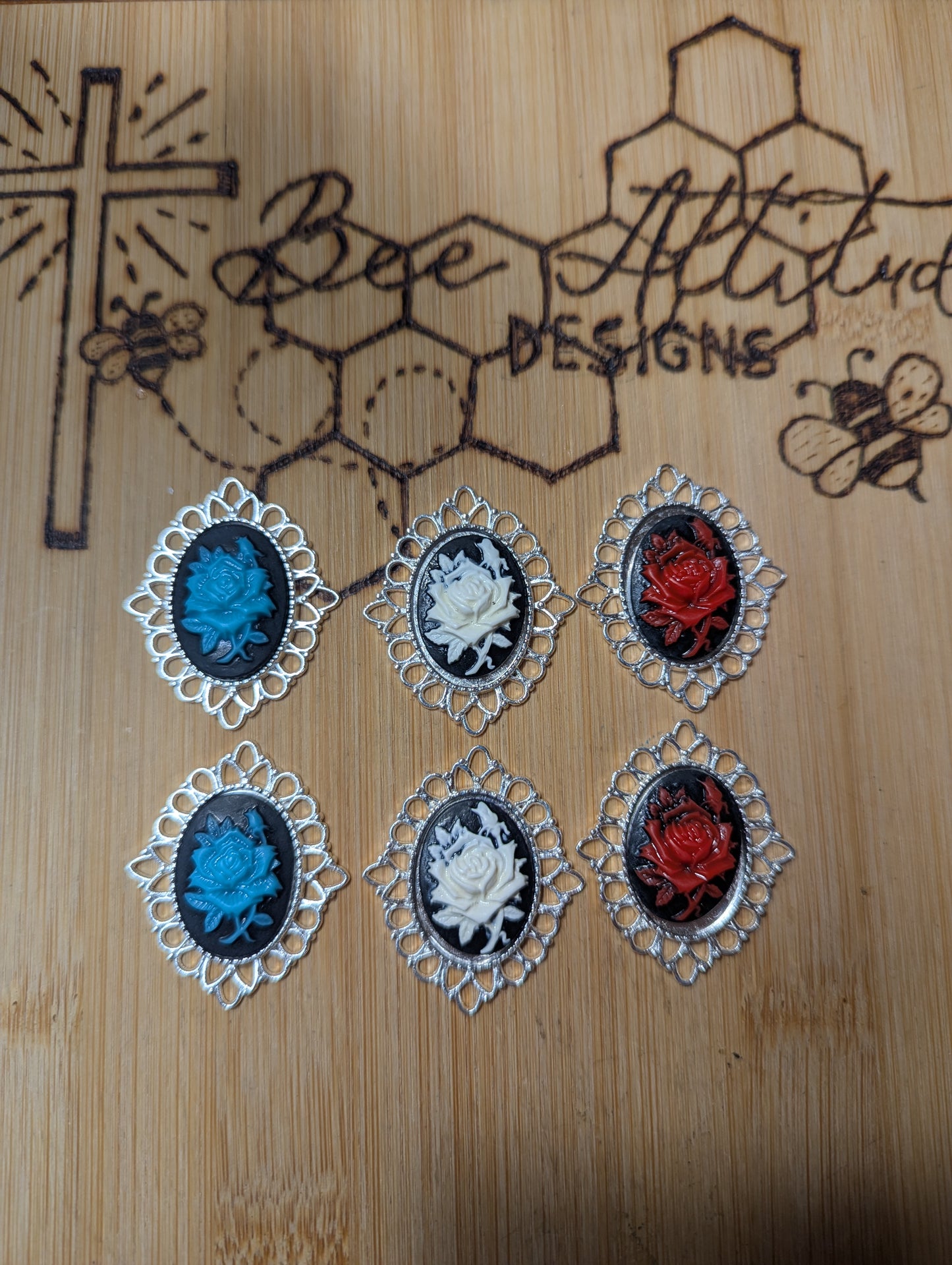 Cameo Set - 6 (bright silver frame)